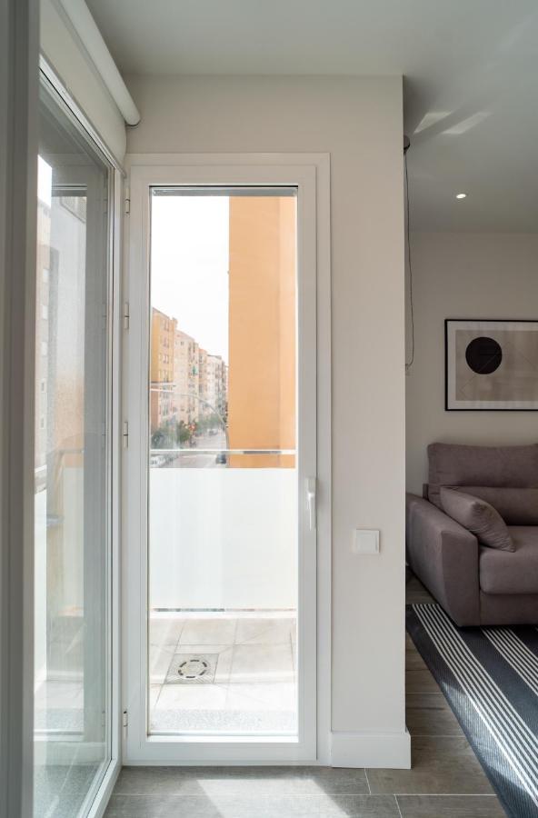 Aac Malaga - Apartamento Luminoso Y Nuevo, A 1,3Km Del Centro De Málaga Kültér fotó