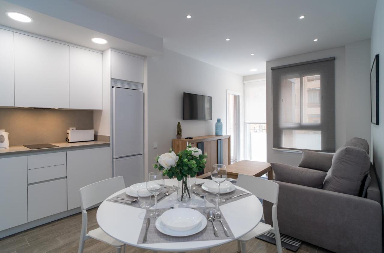 Aac Malaga - Apartamento Luminoso Y Nuevo, A 1,3Km Del Centro De Málaga Kültér fotó